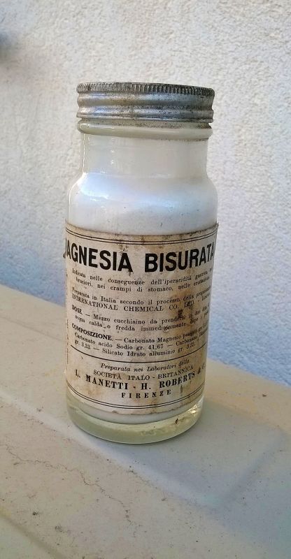 2a. Magnesia bisurata, Società Italo Britannica L. Manetti, H. Roberts, Firenze, digestivo, anni '40